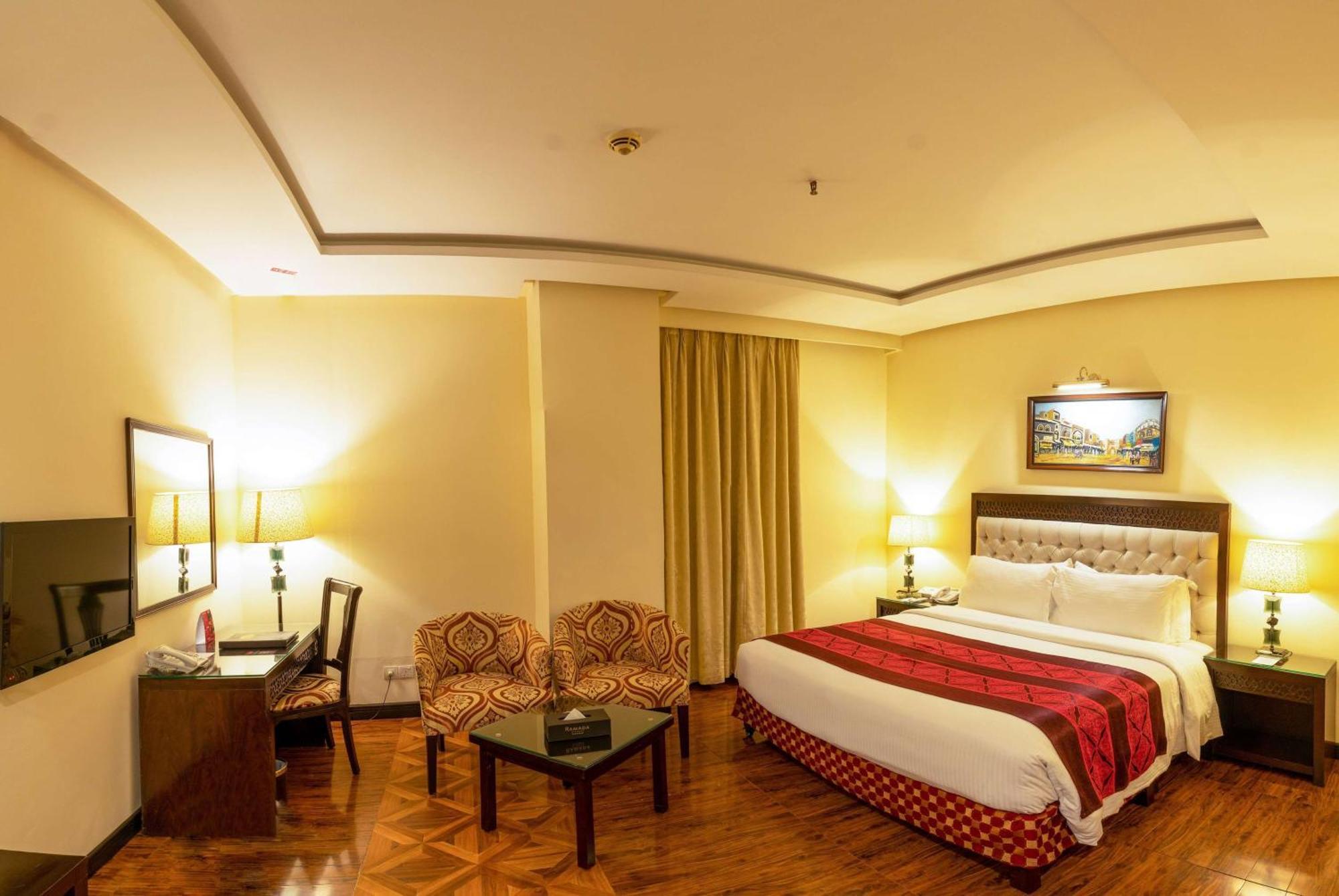 Ramada By Wyndham Islamabad Exterior foto